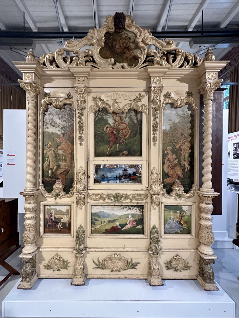 Orchestrion Fratihymnia.