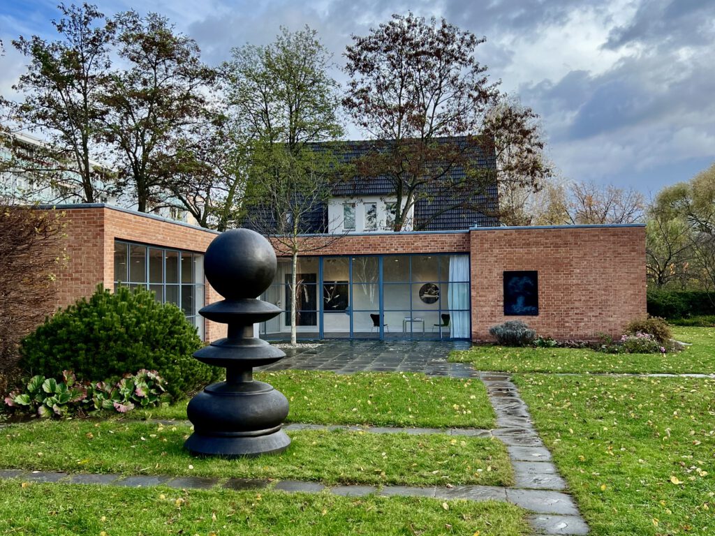 Mies van de Rohe Haus Garten