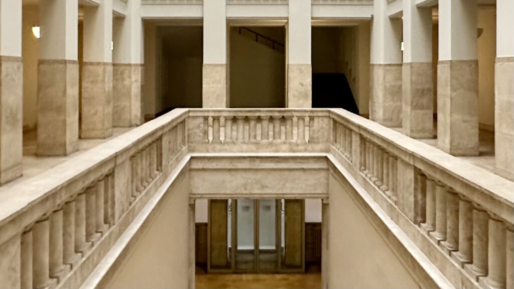 Peter Behrens Bau