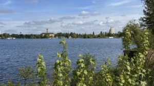Von Potsdam nach Caputh Blick auf Potsdam auf dem Weg nach Caputh