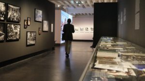 Julian Rosefeldt und 20 Jahre C/O Berlin Talent Award Julian Rosefeldt Ausstellung